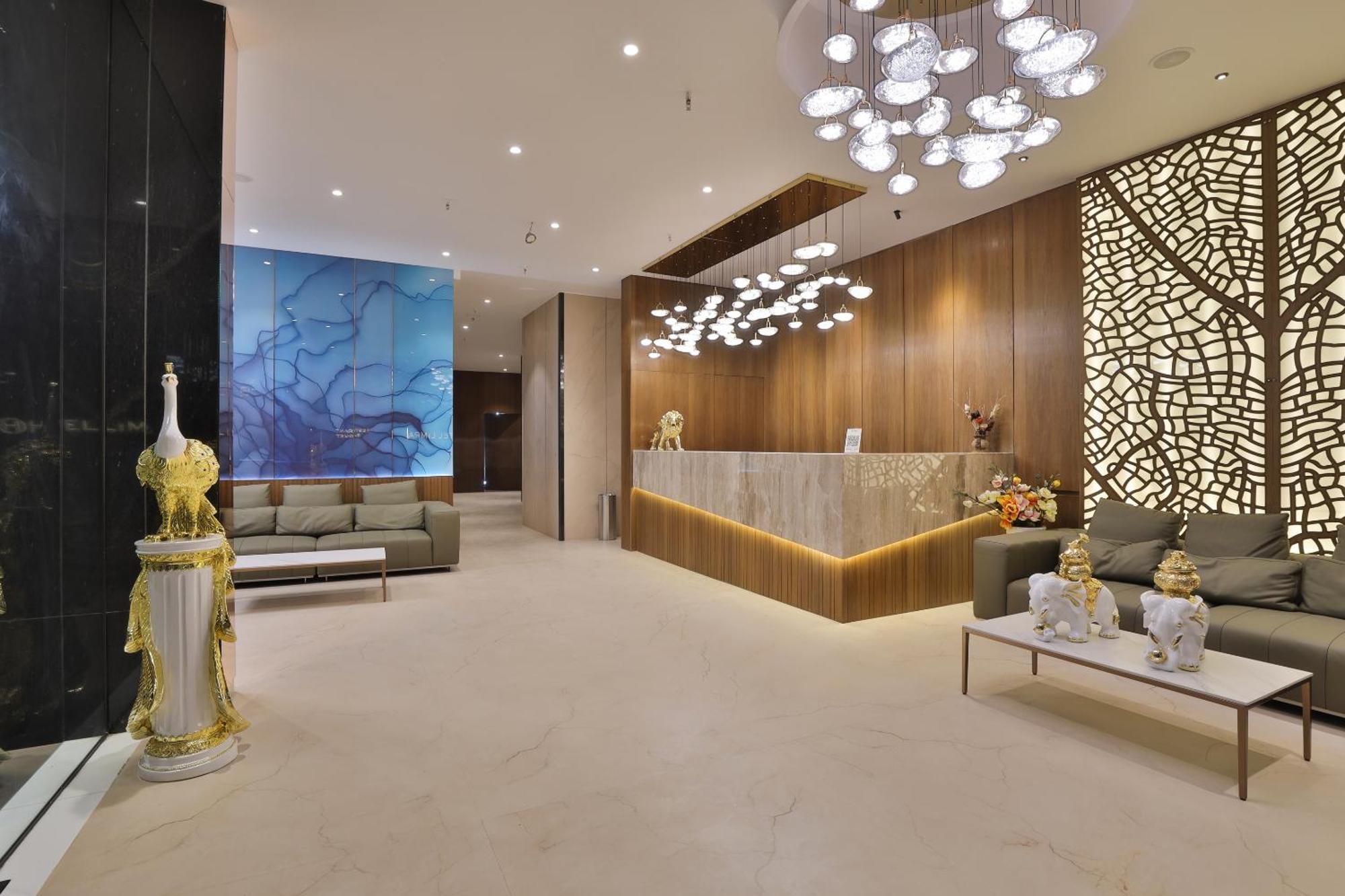 Hotel Elements Surat Zewnętrze zdjęcie