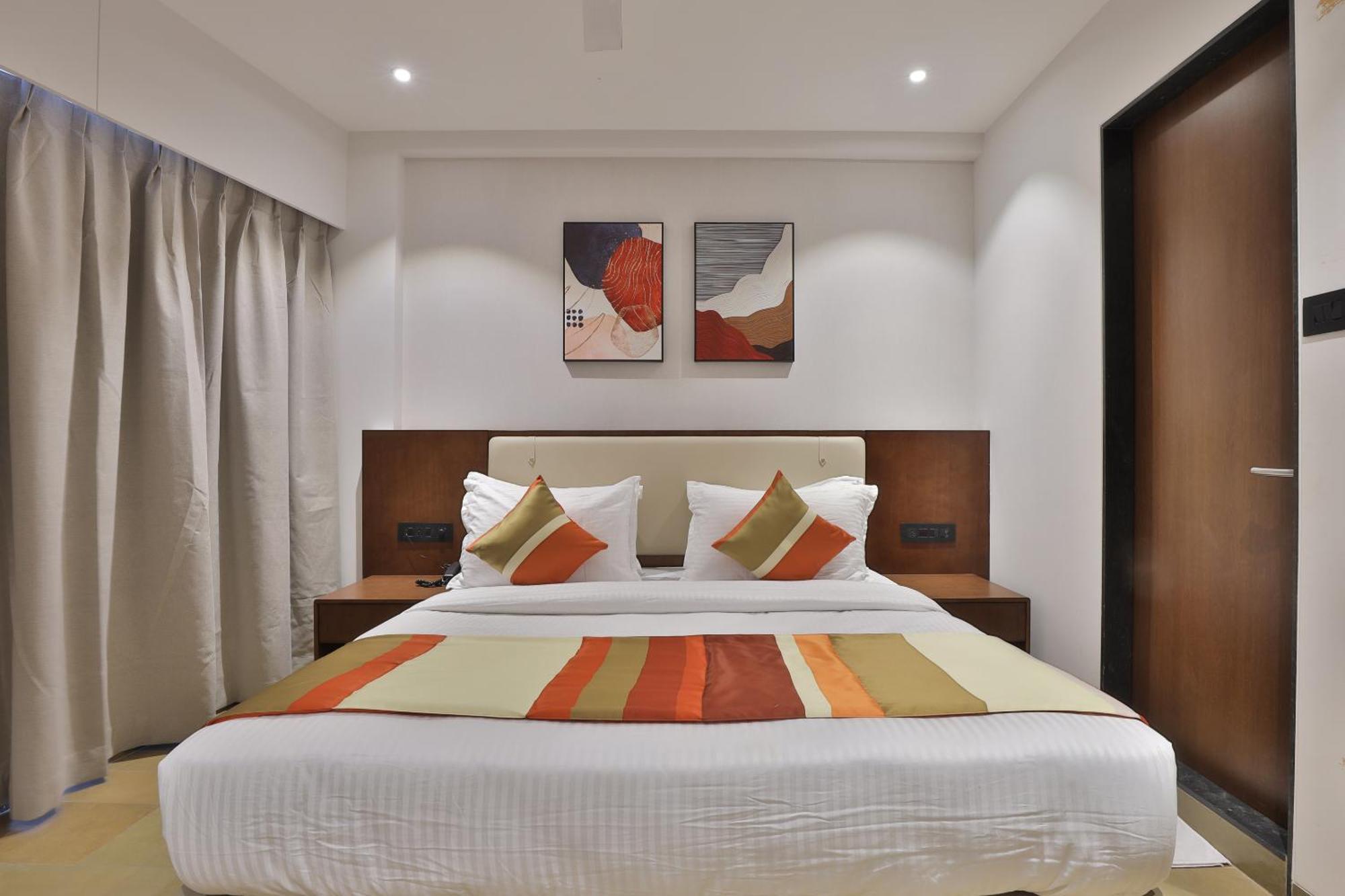 Hotel Elements Surat Zewnętrze zdjęcie